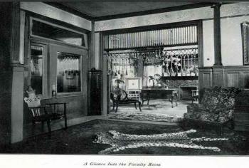 Queen Anne's Entry view in 1800s or early 1900s